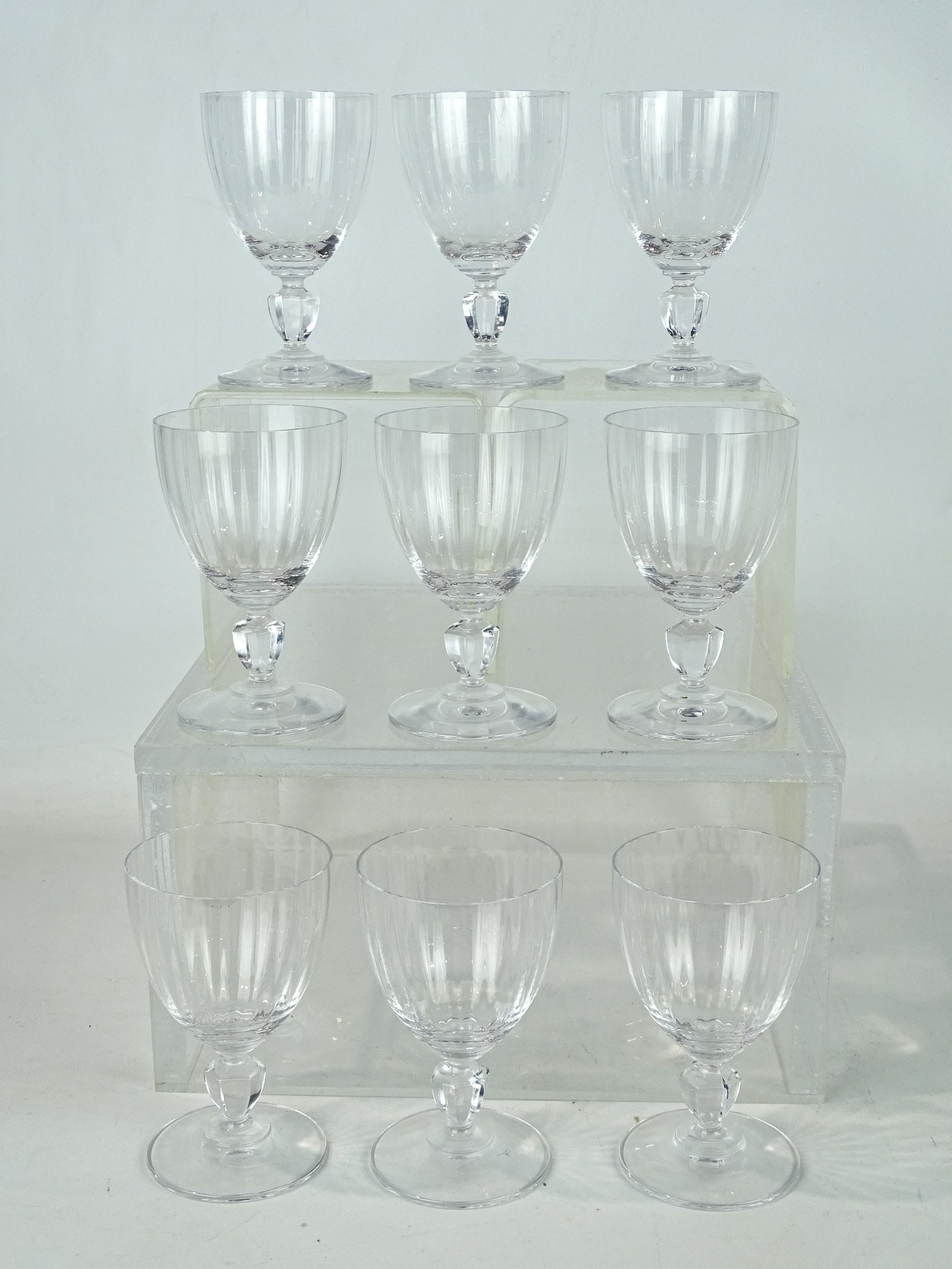 Set of (9) Stemware Glasses: Set of (9) stemware glasses. 5" Ht..