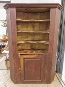 18th c. Barrel Back Corner Cupboard