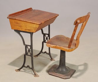 Child's Lift Top Desk