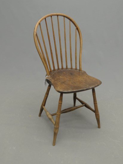 19th c. Windsor Chair: 19th c. Hoopback Windsor chair. 19" Seat Ht. 36" Overall Ht.