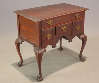 18th c. Mahogany Lowboy
