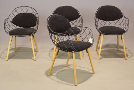 Set of Wire Chairs: (4) Modern design Nordic style wire chairs. 31 1/2" Ht. 18" seat Ht.