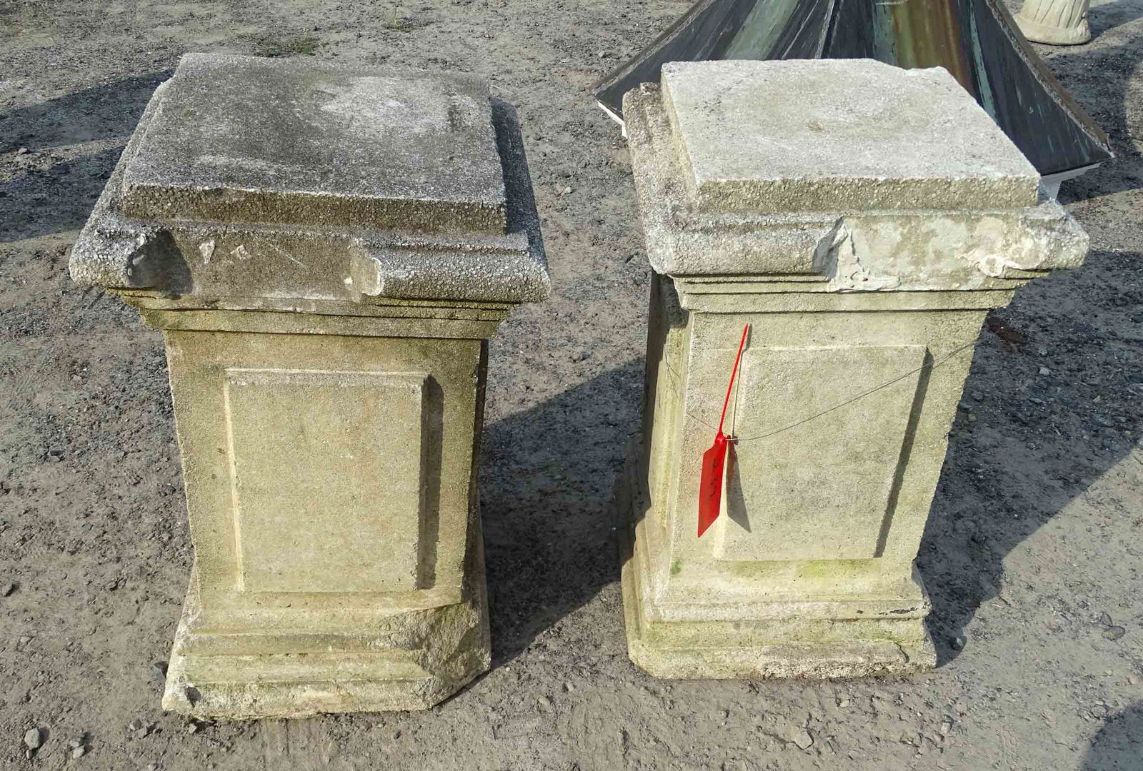 Poured Stone Pillars (1 of 9)