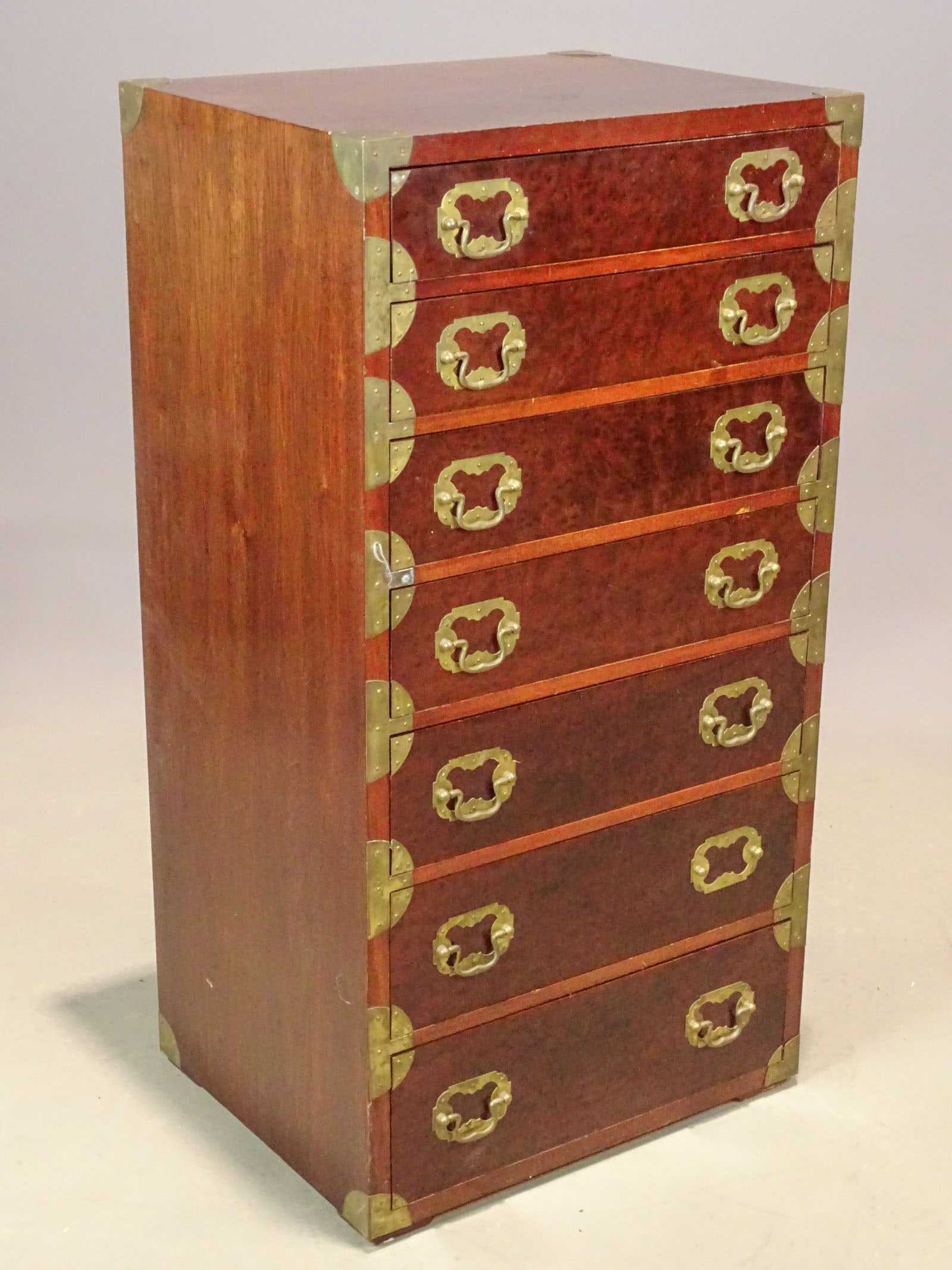 Asian Chest of Drawers: Vintage Asian (7) drawer chest. 20" x 16" x 39" Ht..