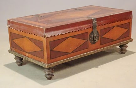 Lift Top Coffee Table on Base