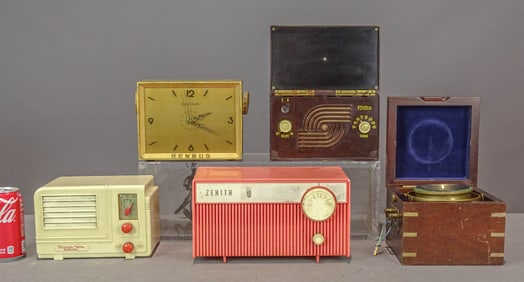 Radio and Clock