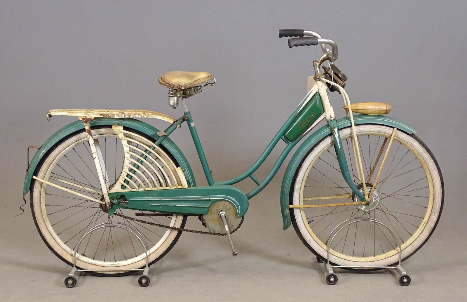 1930's Elgin Bicycle (1 of 14)