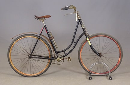 Columbia Model 16 Pneumatic Safety Bicycle