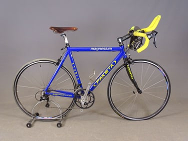 Paketa Magnesium Racing Bicycle