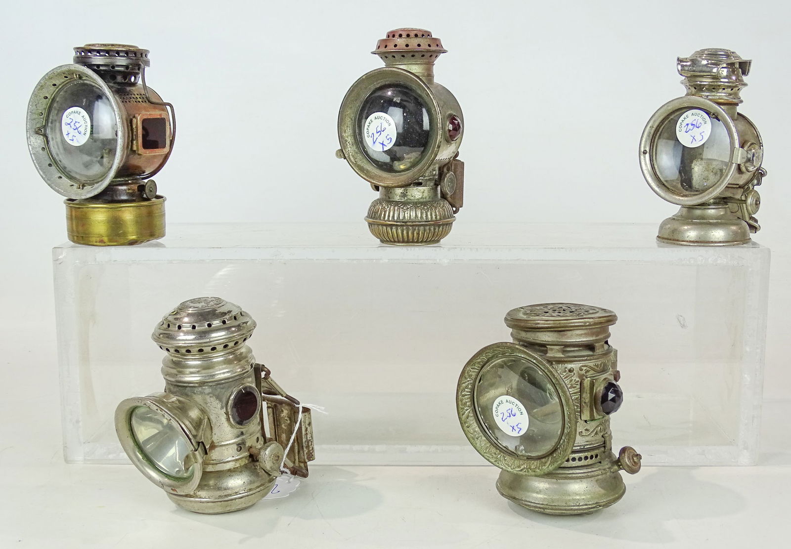 Bicycle Lamp Lot (1 of 20)