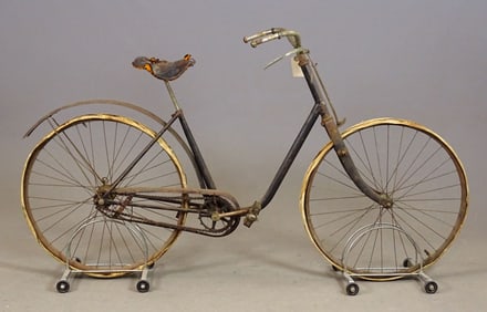 Union Cycle Pneumatic Safety Bicycle