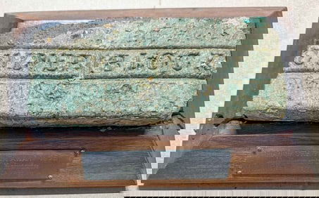 Indy Brick