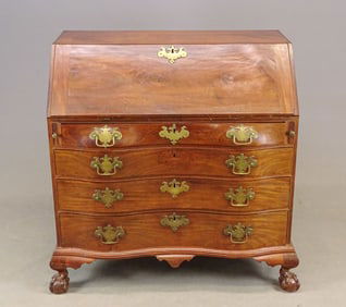 18th c. Chippendale Slant Lid Desk