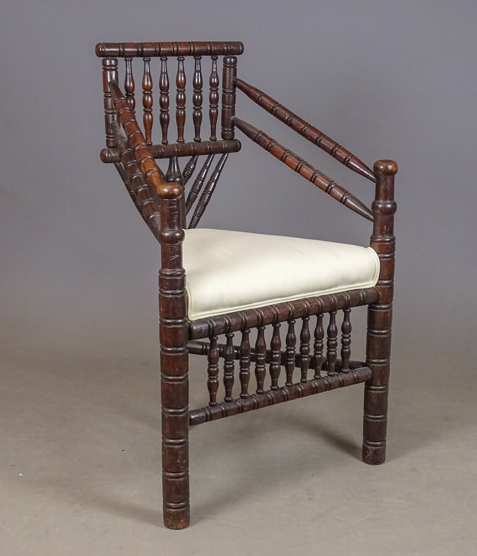 Continental Oak "Turners" Chair: Continental oak spindle "Turners" chair. 21" seat Ht., 37" overall Ht..