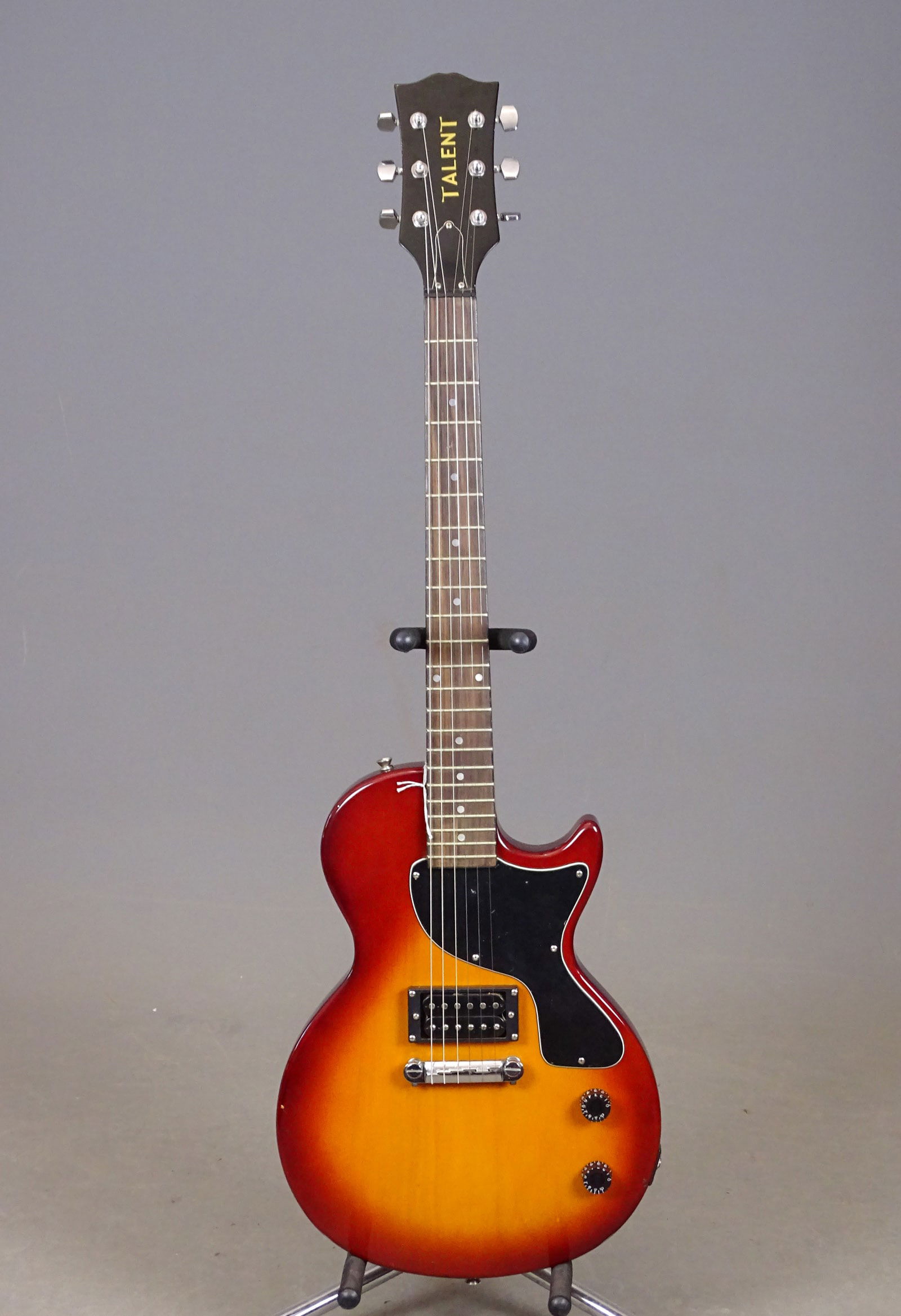 Gibson / Baldwin Electric Guitar (1 of 9)
