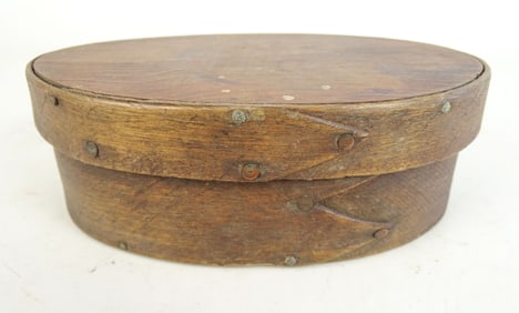 19th c. Shaker Oval Box