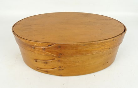 19th c. Shaker Oval Box