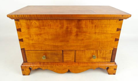 Benchmade Tiger Maple Miniature Chest