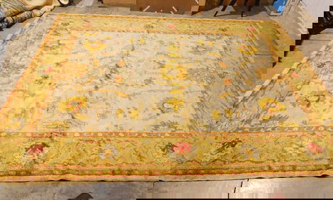 Roomsize Oriental Rug