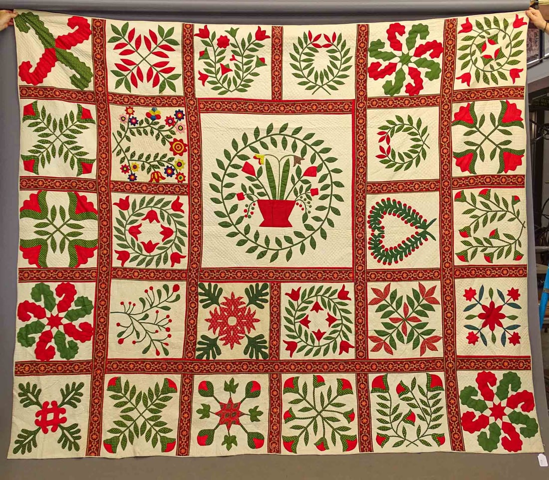 19th c. Floral Applique Quilt (1 of 8)