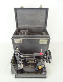 Singer Featherweight Sewing Machine