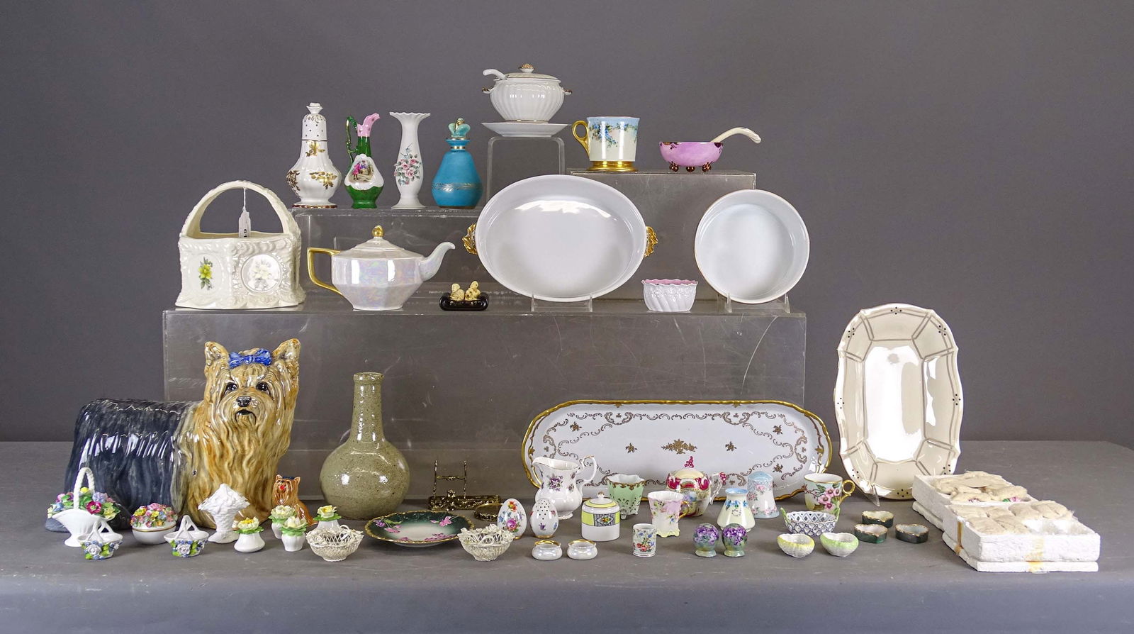 Misc. Porcelain Lot (1 of 20)