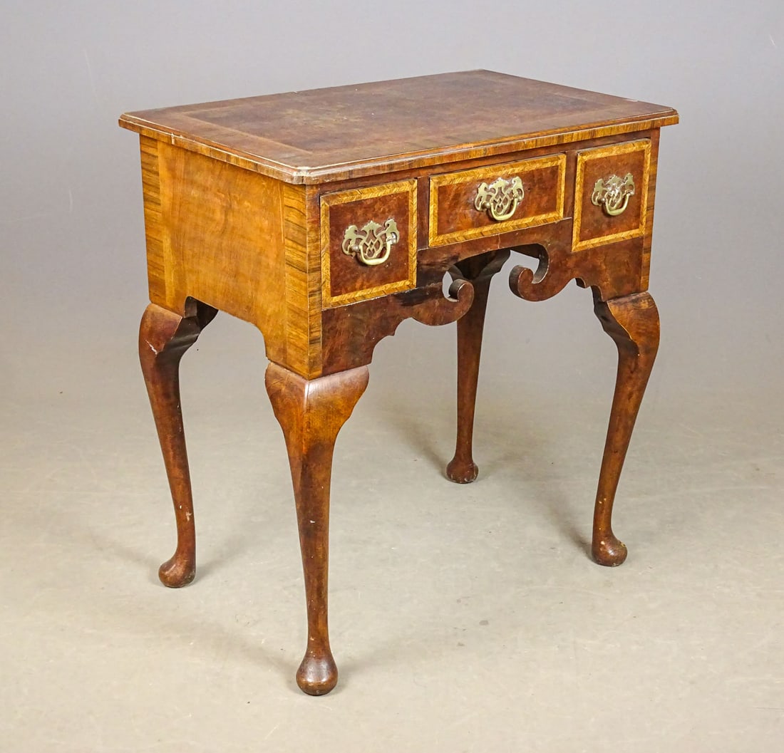 Georgian Style Lowboy (1 of 8)