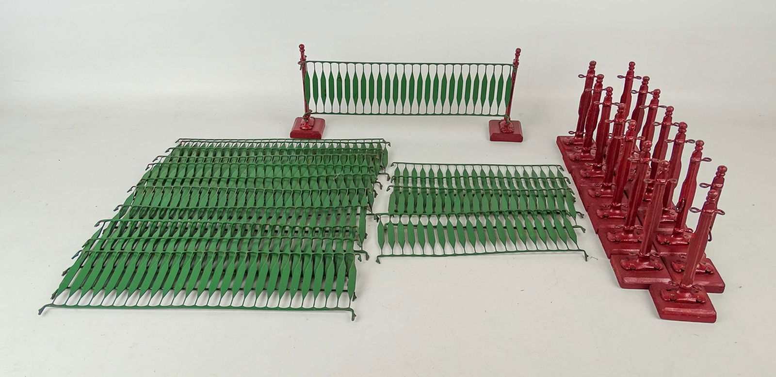 Christmas Tree Fence Lot (1 of 5)