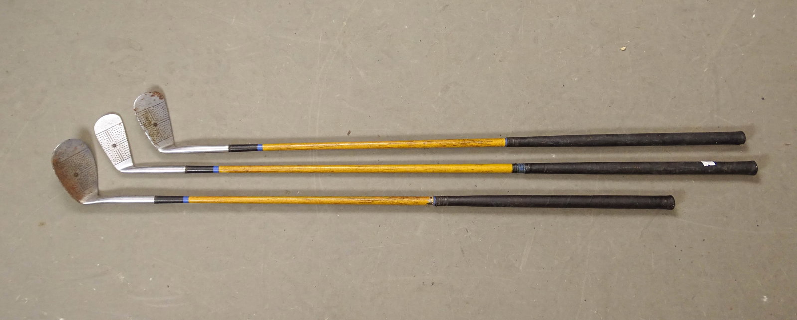 Vintage Golf Clubs: Lot (3) vintage golf clubs.
