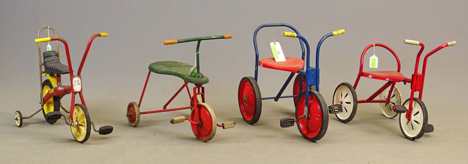Child's Tricycle Lot (1 of 9)