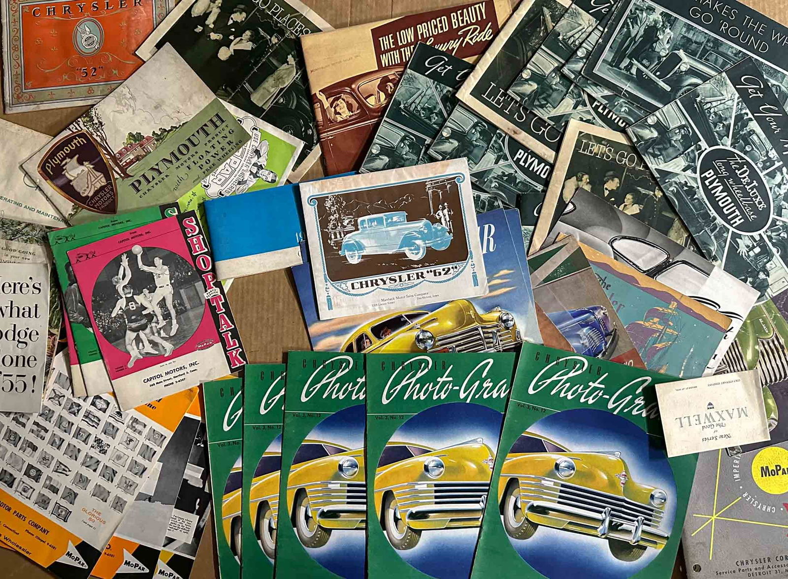 Chrysler Brochures - 2