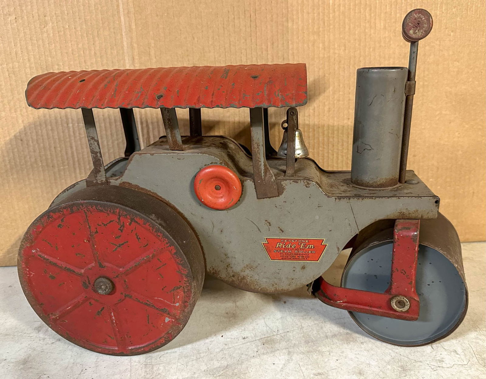 Keystone Steam Roller: Ca 1932 gray Keystone Ride Em steam roller, 20 inches long. Meltz Collection, Columbia County New York.