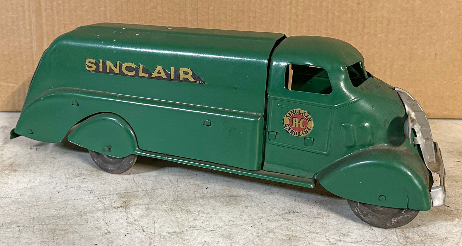 Wyandotte Truck: Ca 1940's Wyandotte Sinclair oil truck, appears to have original paint and decals, 17 long. Meltz Collection, Columbia County New York.