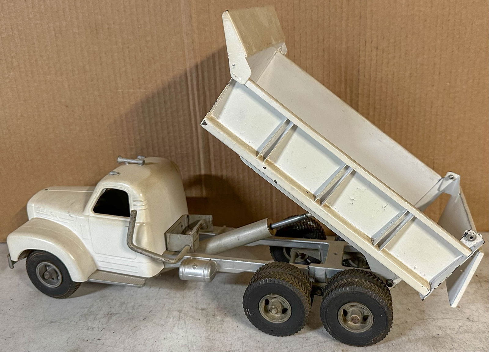 Smith Miller Truck - 2