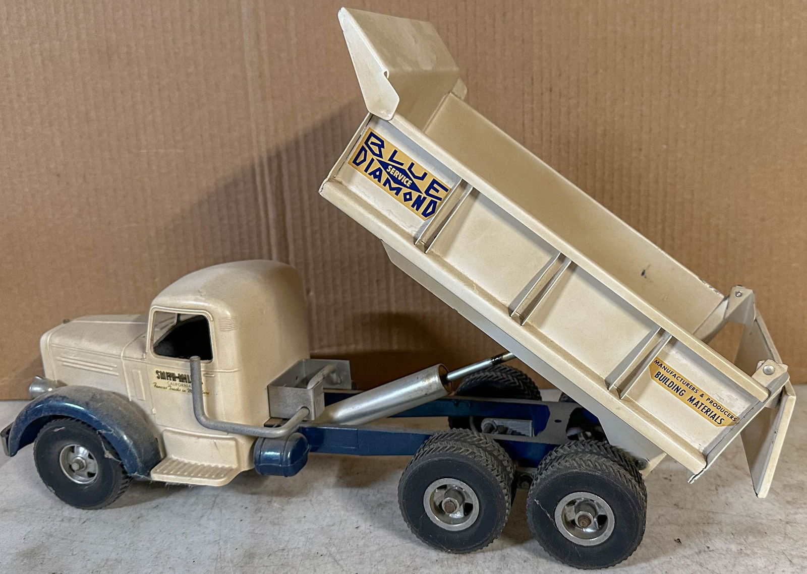 Smith Miller Truck - 2