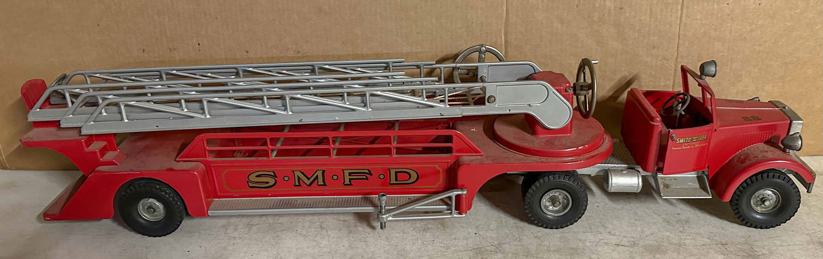 Smith Miller Truck (1 of 2)