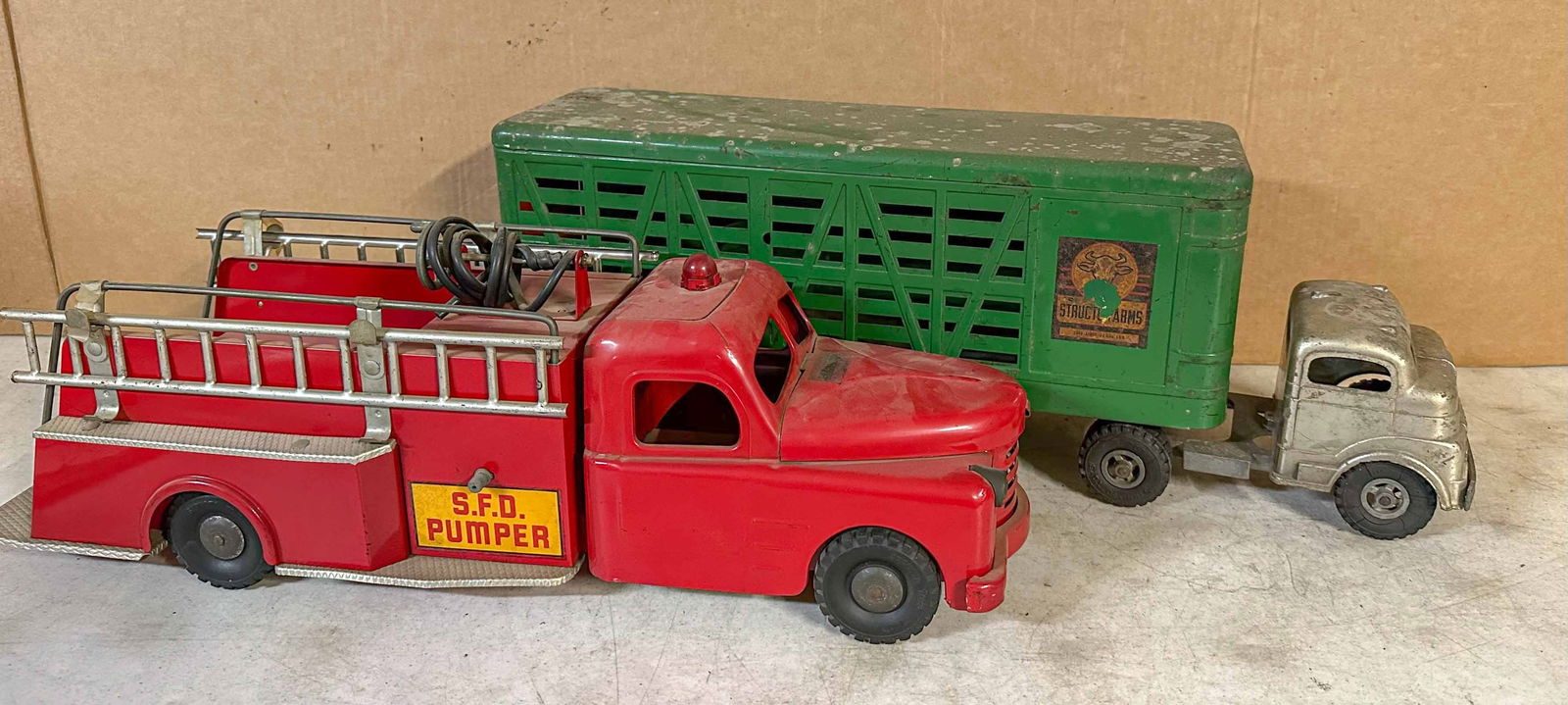 Strutco Truck (1 of 2)