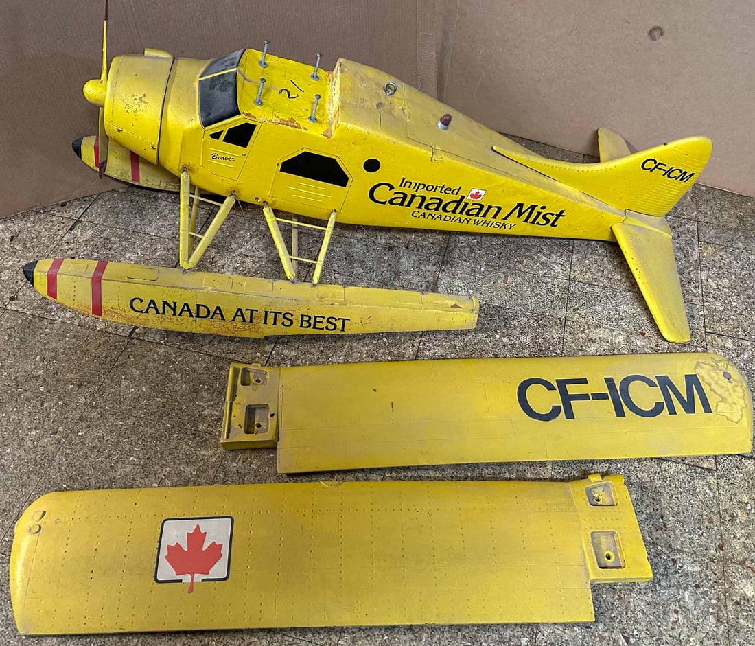 Canadian Display Model: Canadian Beaver DHC-2 very large display model, lightweight construction, wings are removable, 84 inch wingspan, 56 inch fuselage, small model included. Meltz Collection, Columbia County New York.