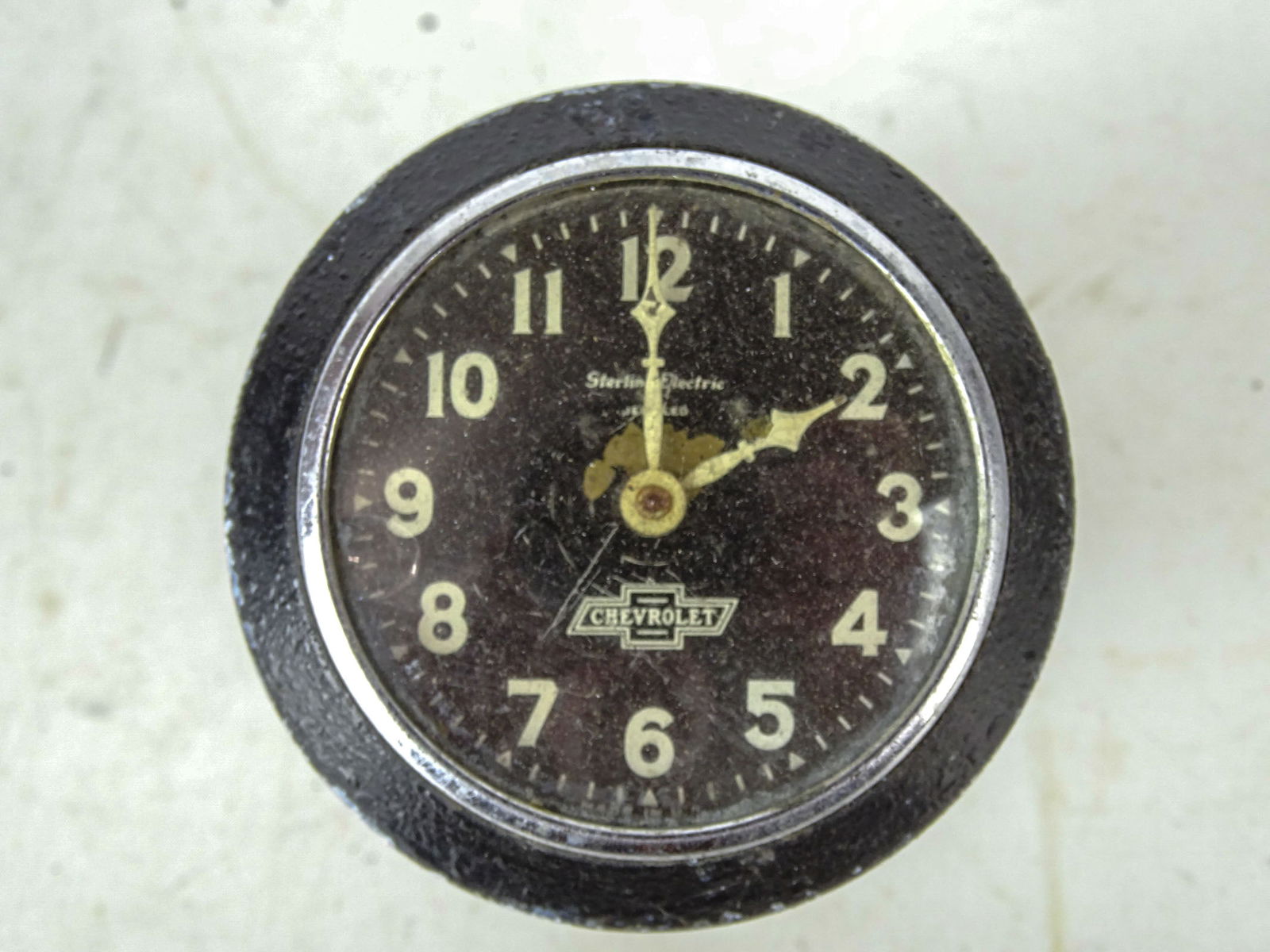 Automobile Clocks - 10