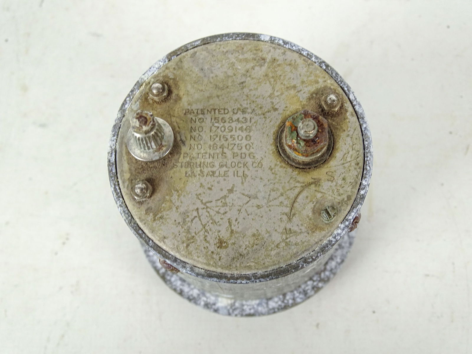 Automobile Clocks - 11