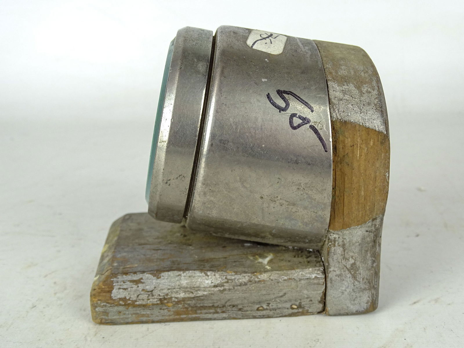 Automobile Clocks - 14