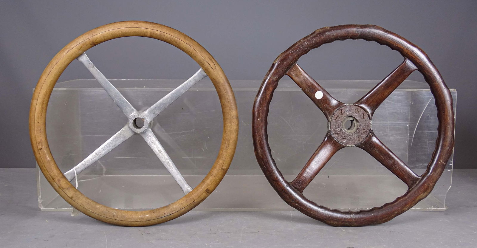 Steering Wheels - 7