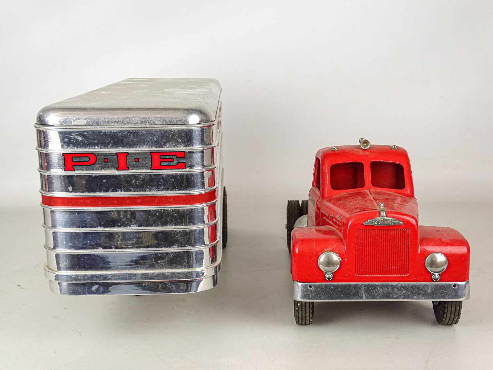 Smith-Miller Toy Trucks - 8