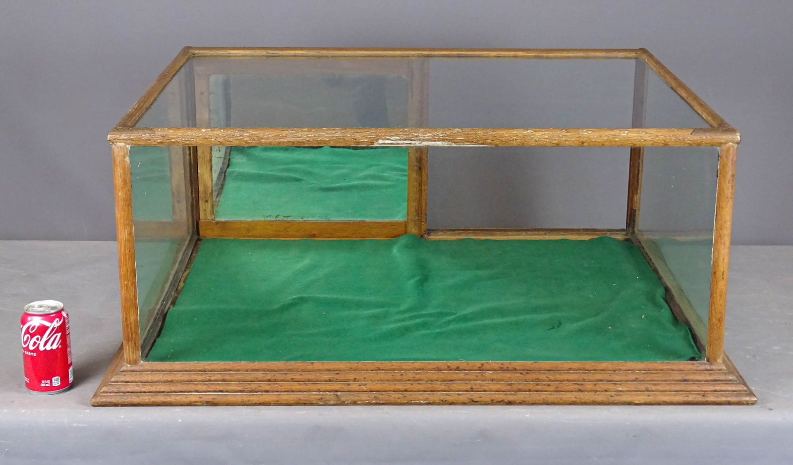 Antique Showcase: Antique table top showcase. 36" x 27 1/2" x 15 1/2". Meltz Collection, Columbia County New York.