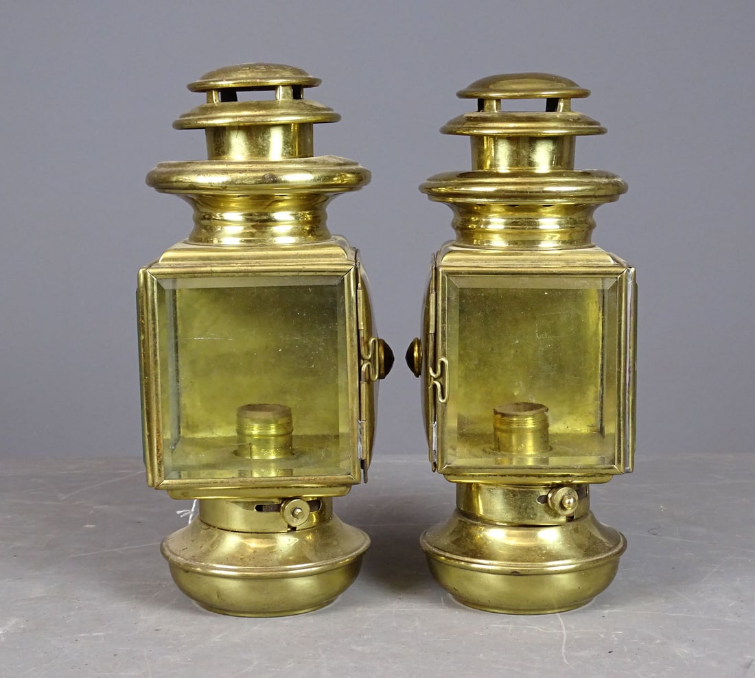 Brass Lamp Pair (1 of 5)