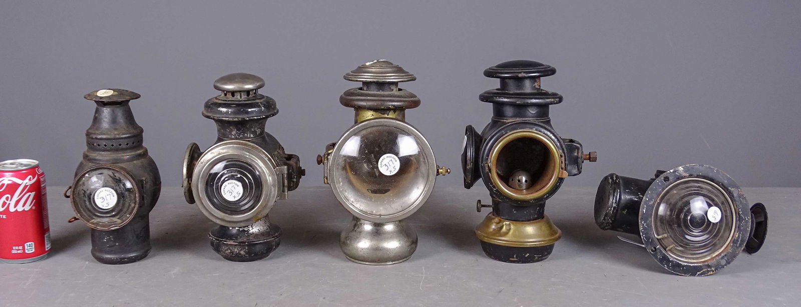 Lamp Lot: Lot of (5) lamps: (2) Adlake (tallest 8 1/2" Ht.), and (3) unsigned. Meltz Collection, Columbia County New York.