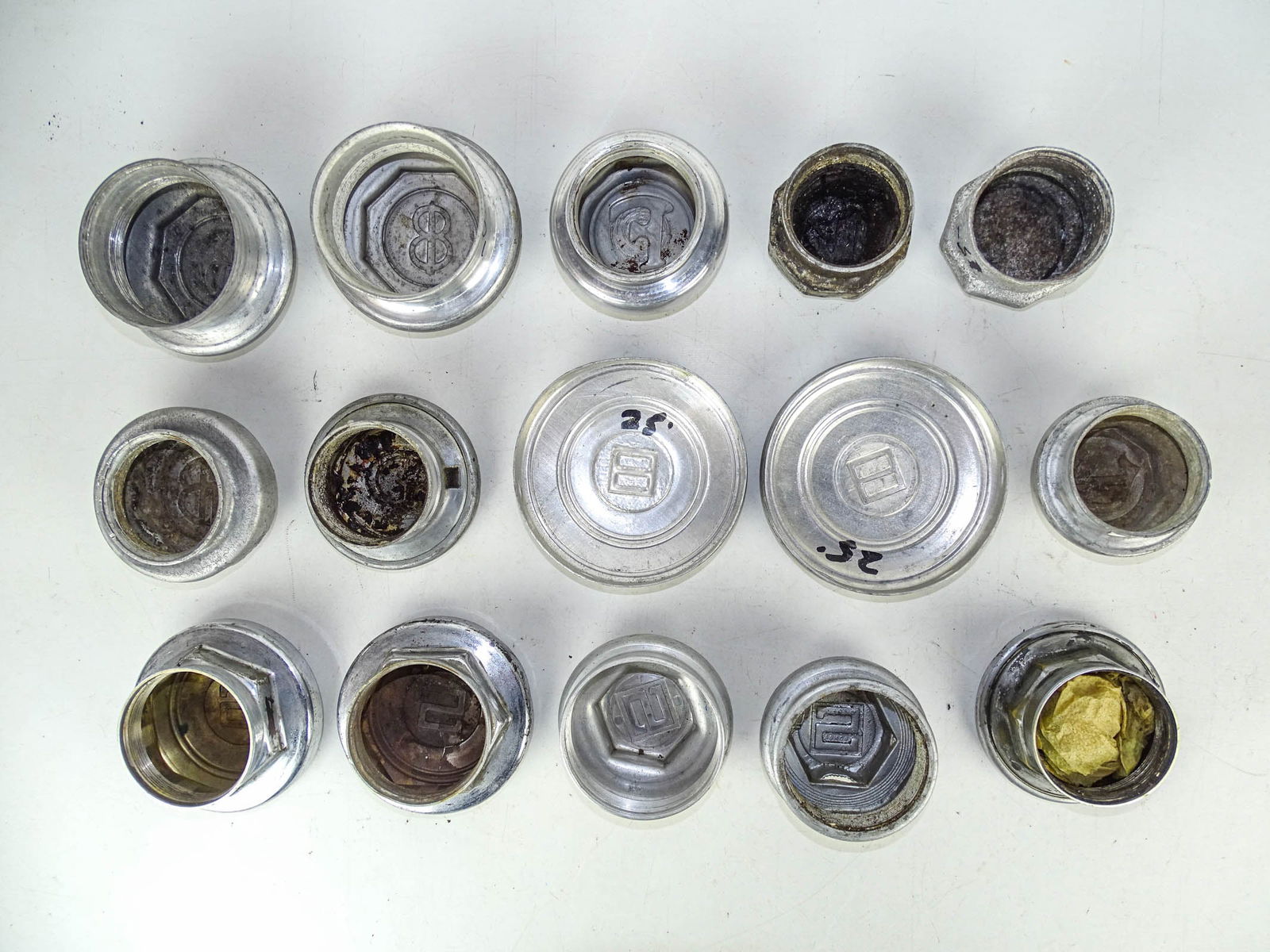 Misc. Vintage Auto Caps - 10