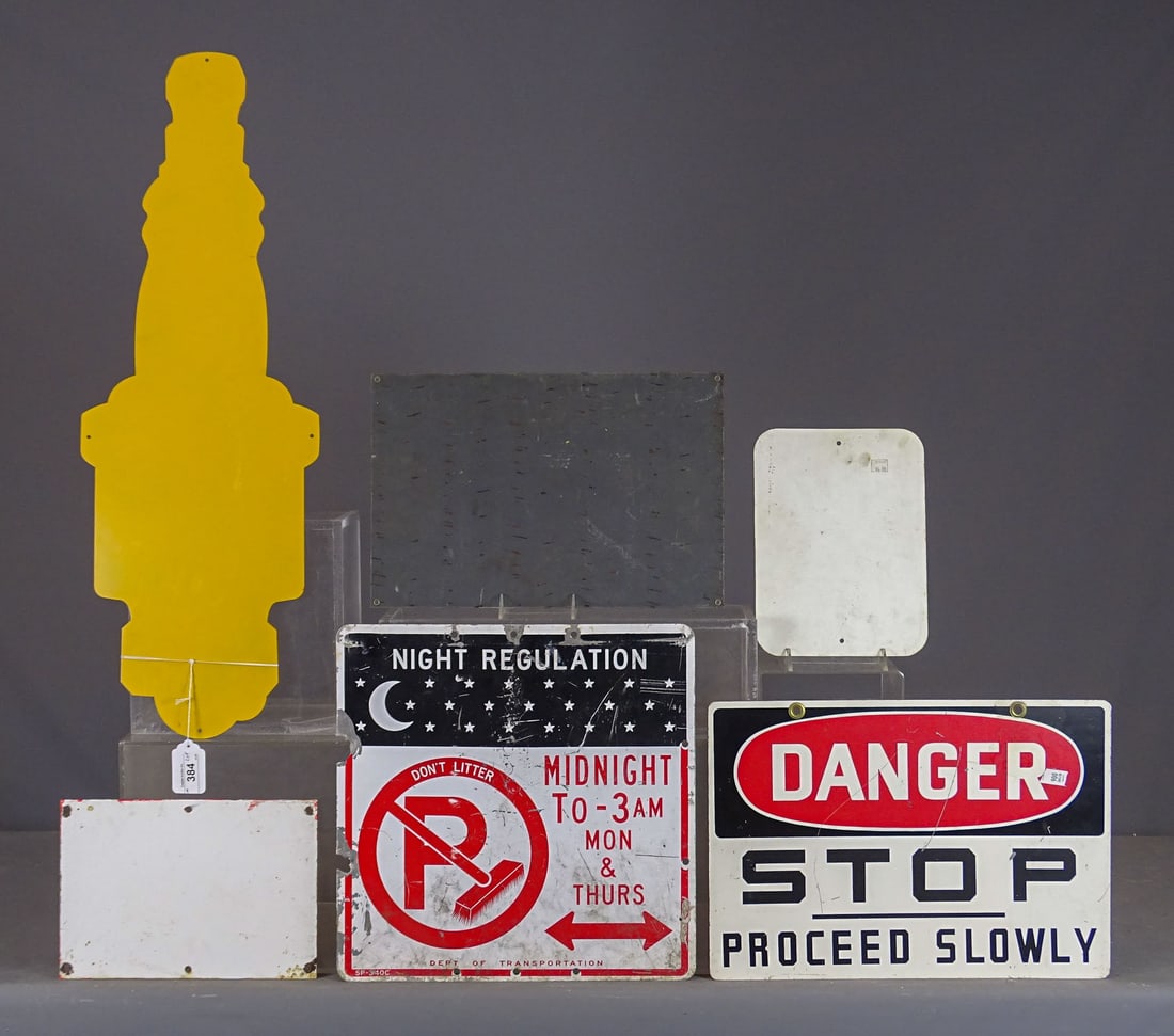 Sign Lot - 8
