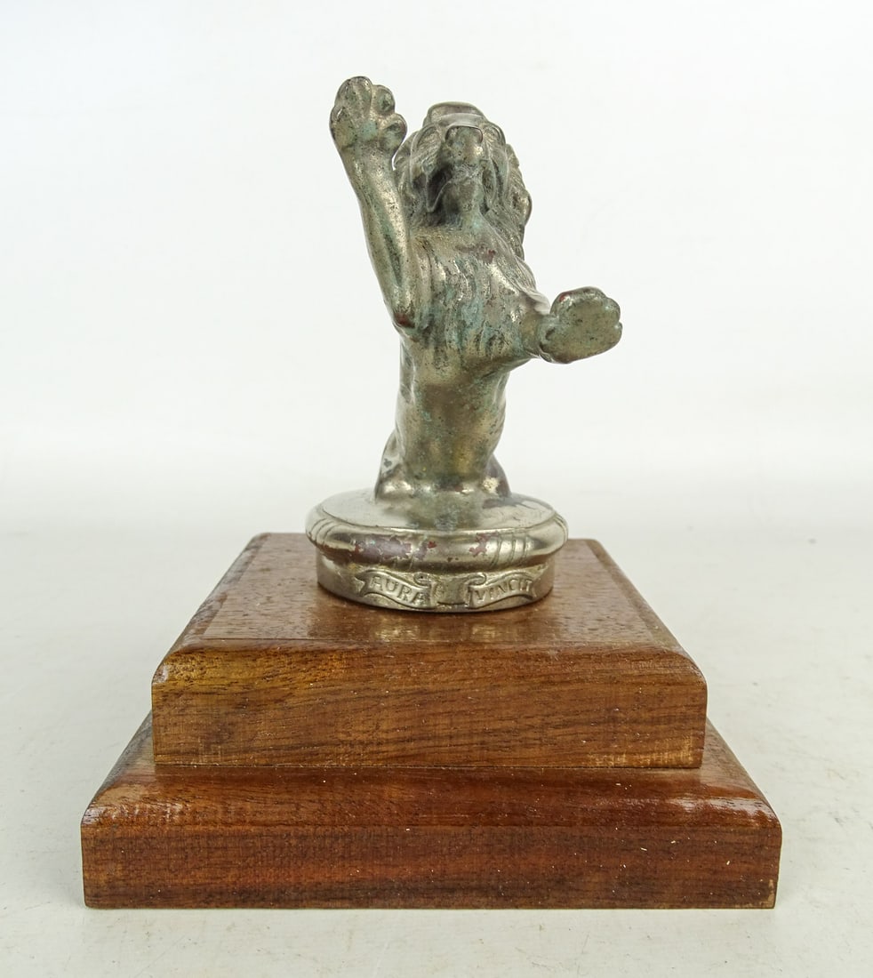 Franklin Lion Radiator Mascot: Franklin Automobile Lion radiator mascot on base, 6" Ht.