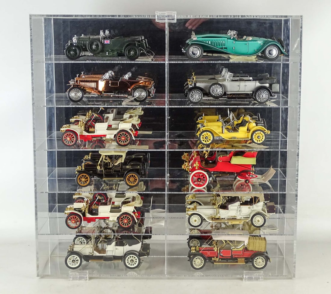 Die Cast Car Lot (1 of 7)